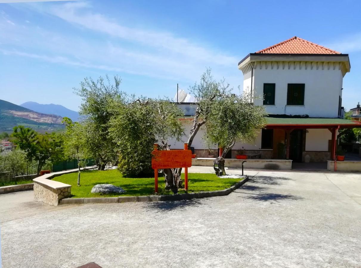 Avella B&B Maison Villa Vittorio الغرفة الصورة
